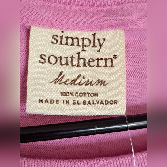 SIMPLY SOUTHERN Logo Smiley Face T-Shirt  NWT Pink Oversize Beach Top Sz M - Picture 5 of 6